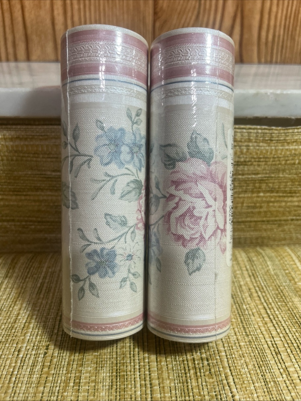 Floral Wallpaper Border Roll - Pink & Blue Rose Pattern 5” 15 Ft on each
